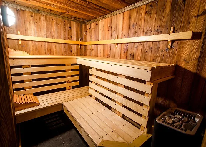 Bed & Breakfast L'etagne 4*